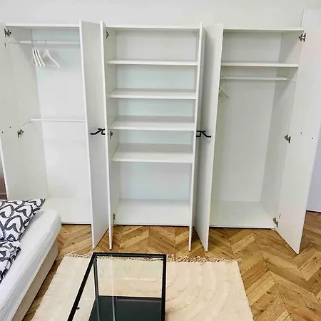 Apartman Blizko Downtown Od Berg&bauman