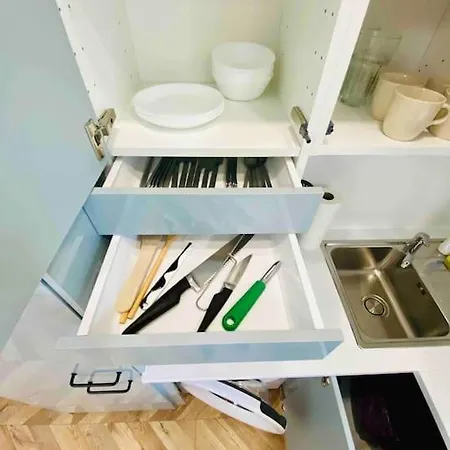 아파트 Apartman Blizko Downtown Od Berg&bauman *